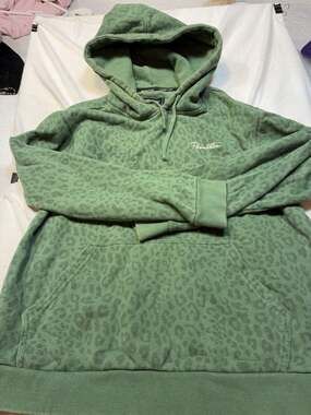 Primitive Skateboarding Green Leopard Print Hoodie Size Small